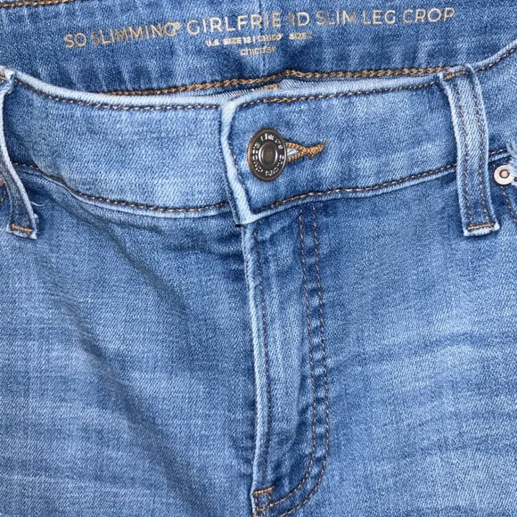 Chico’s Girlfriend Frayed Cropped Jeans Frayed Ankle Length Pashmina Indigo - Picture 2 of 8